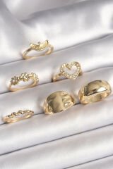 Pirinç Gold Renk Zirkon Taşlı Kalp Figür Çiçek Detay 6'Lı Kadın Yüzük Seti - TJ-BYK3618