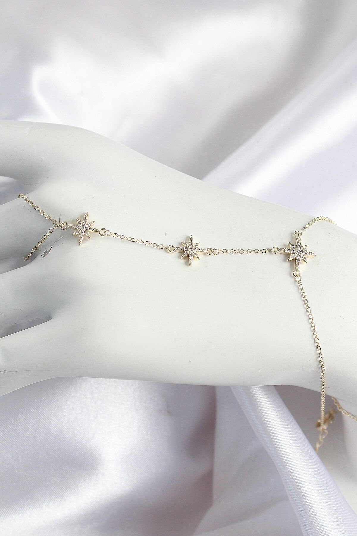 Pirinç Zirkon Taşlı Kutup Yıldızı Model Gold Renk Kadın Şahmeran - TJ-SN697