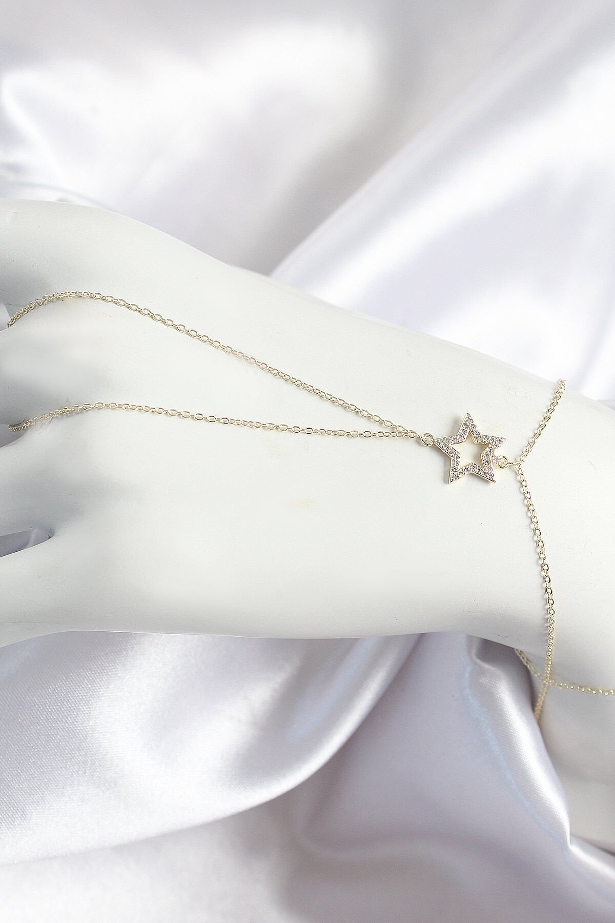 Pirinç Zirkon Taşlı Yıldız Model Gold Renk Kadın Şahmeran - TJ-SN701