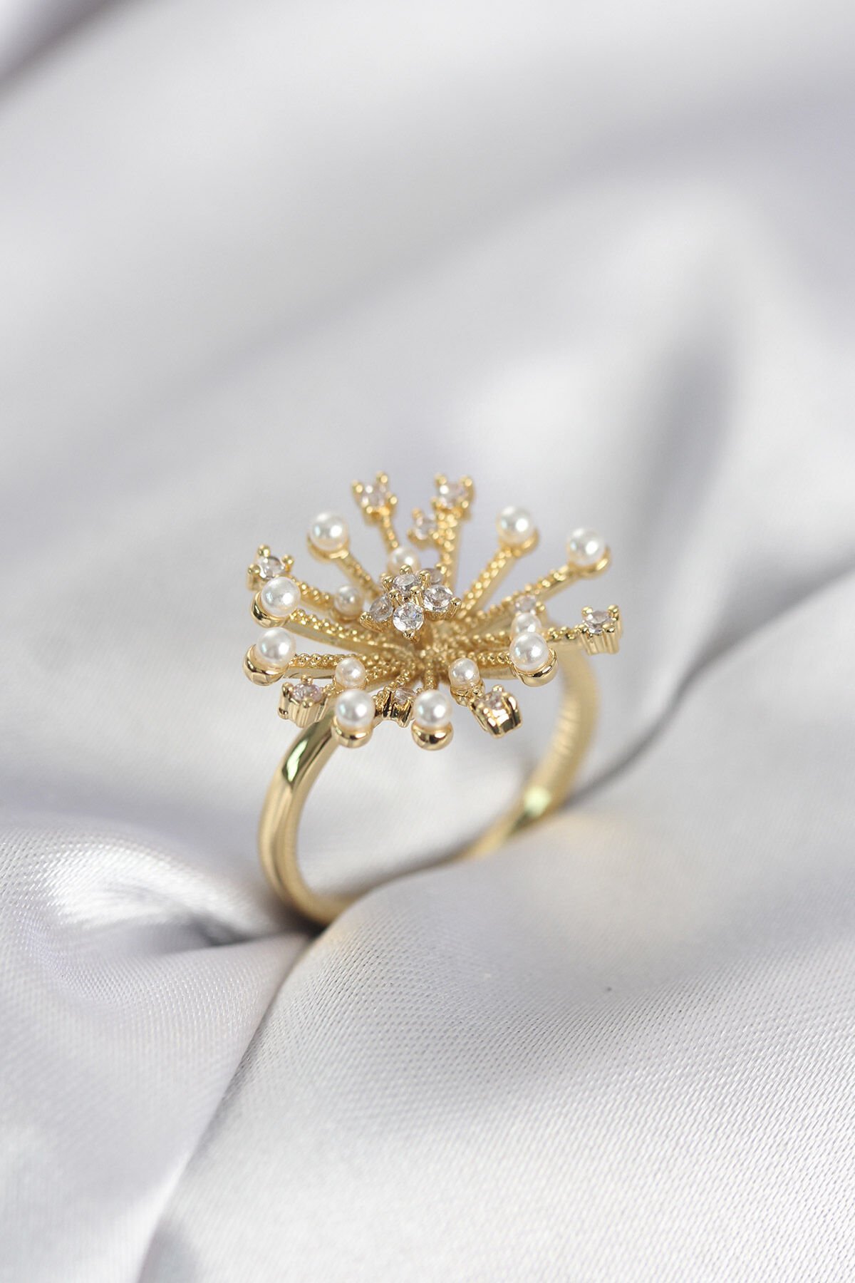 Gold Renk Karahindiba Model Zirkon Taşlı Kadın Yüzük - TJ-BYK4086