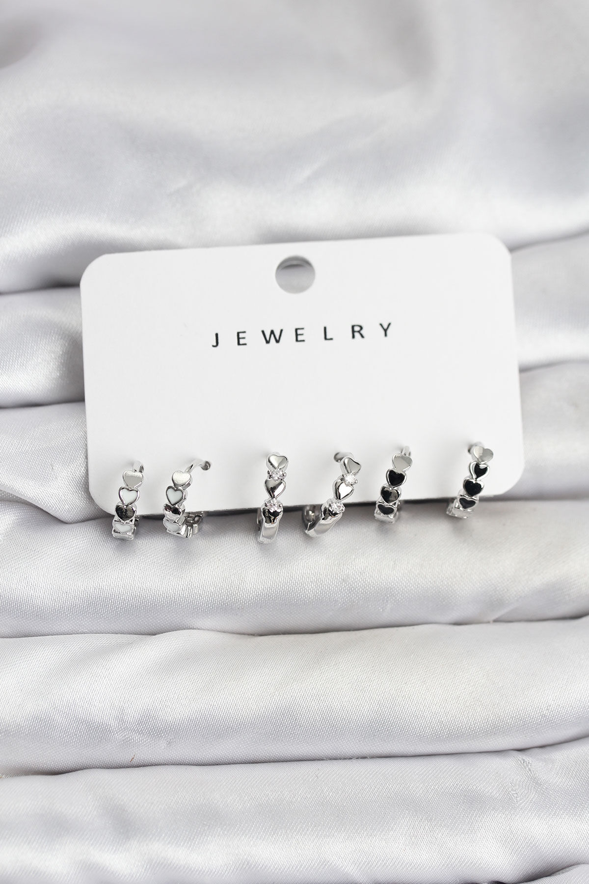 Gümüş Renk Pirinç Minimal Kalp Detaylı Kadın Küpe Seti - TJ-BKP11472