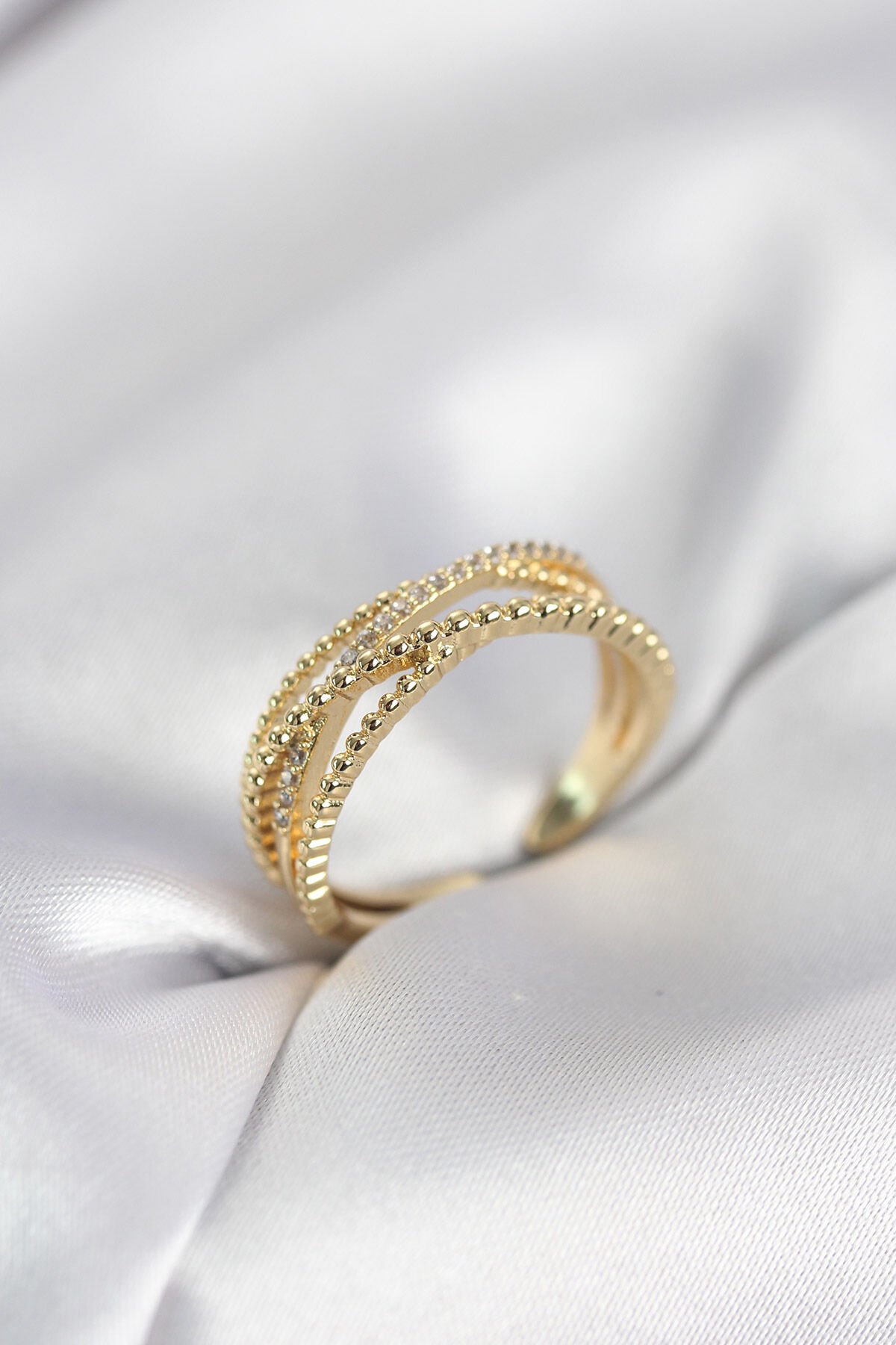 Gold Renk Sarmal Model Kadın Yüzük - TJ-BYK4113