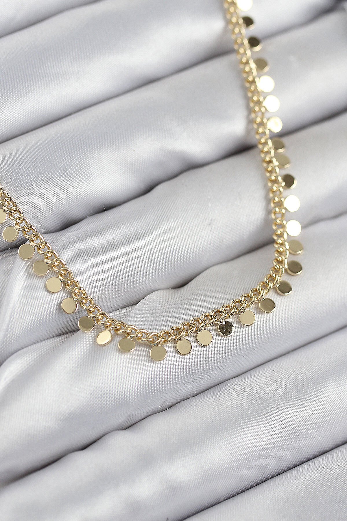 Pirinç Sıralı Pul Zincir Model Gold Renk Kadın Kolye - TJ-BKO10489