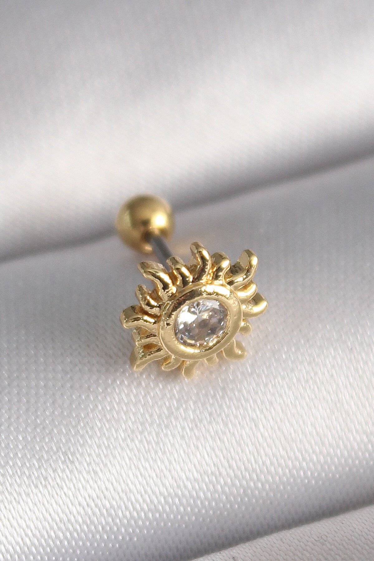 316L Çelik Gold Renk Zirkon Taşlı Güneş Tragus Piercing - TJ-PR1278