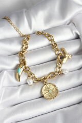 316L Çelik Yonca Fil Dişi ve Kuş Figürlü İnci Detaylı Sallantılı Gold Renk Kadın Bileklik - TJ-BB7031