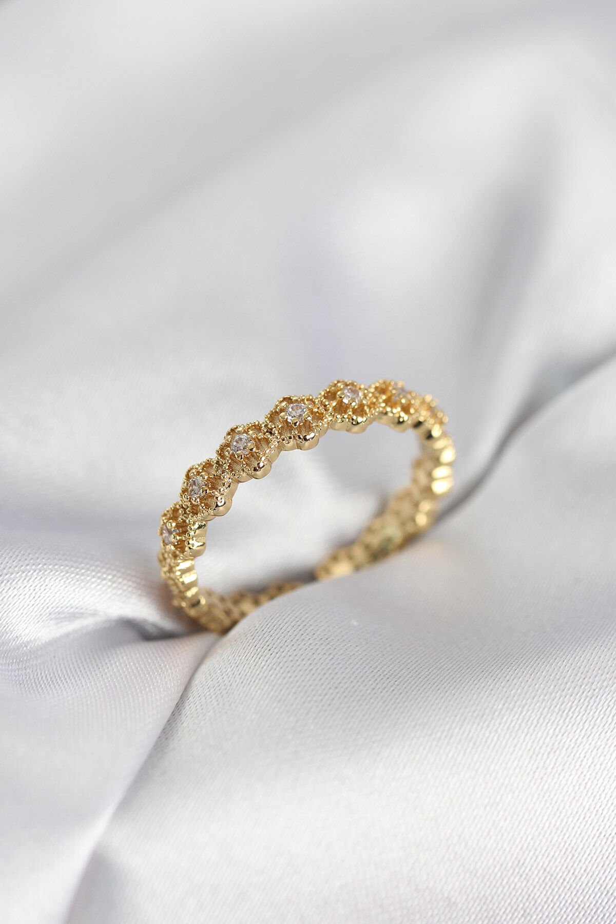 Sıralı Çiçek Model Gold Renk Zirkon Taşlı Kadın Yüzük - TJ-BYK4157