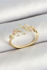 Pirinç Yaprak Figürlü Zirkon Taşlı Gold Renk Ayarlanabilir Kadın Yüzük - TJ-BYK3768