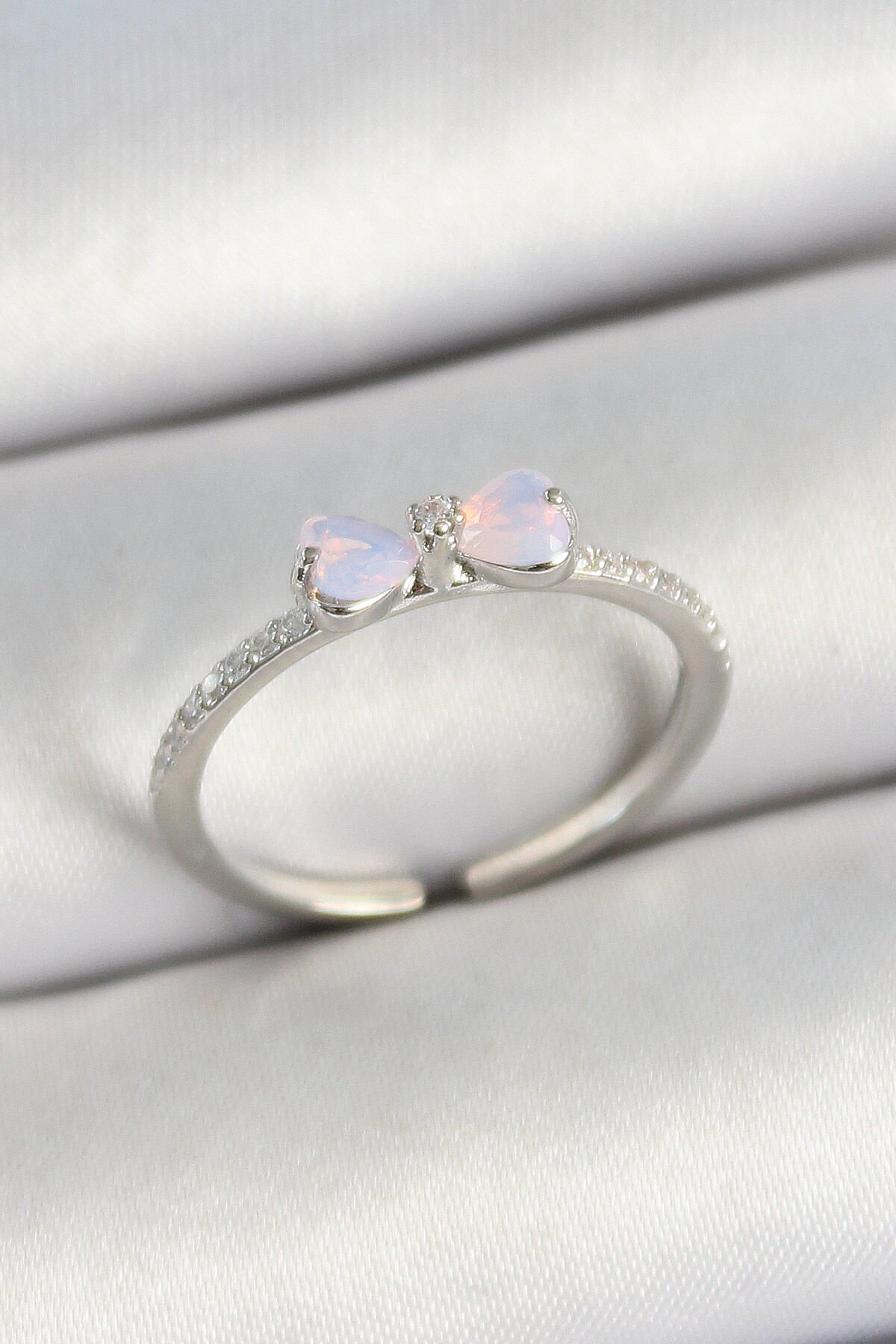 Pirinç Fiyonk Figürlü Zirkon Taşlı Gold Renk Ayarlanabilir Kadın Yüzük - TJ-BYK3773