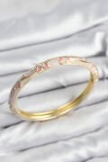 Mineli Pirinç Zirkon Taşlı Pembe Çiçek Motifli Gold Kadın Kelepçe - TJ-BB7624