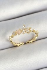 Pirinç Papatya Figürlü Zirkon Taşlı Gold Renk Ayarlanabilir Kadın Yüzük - TJ-BYK3779