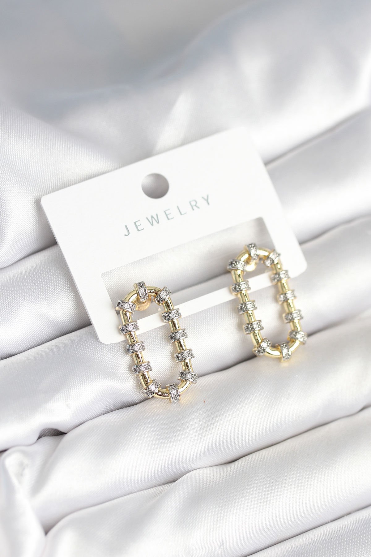 Vintage Model Halka Zirkon Taşlı Kadın Küpe - TJ-BKP11302